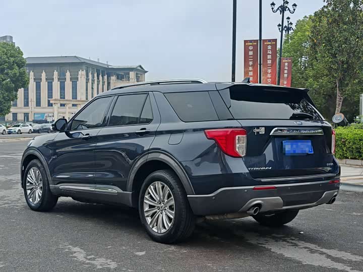 Фото 5 - Ford Explorer