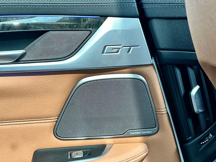 Фото 16 - BMW 6 Series GT