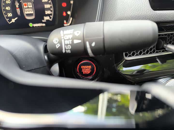 Фото 25 - Honda Civic