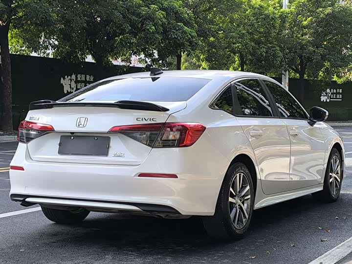 Фото 6 - Honda Civic