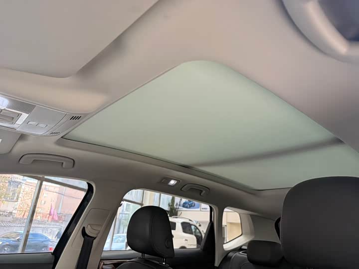 Фото 15 - Volkswagen Tharu