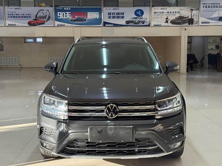 Фото 2 - Volkswagen Tharu