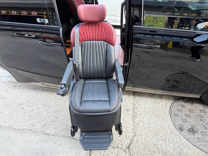 Фото 7 - GAC Trumpchi E9