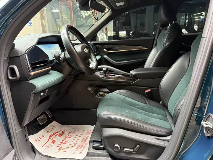 Фото 6 - Geely Monjaro