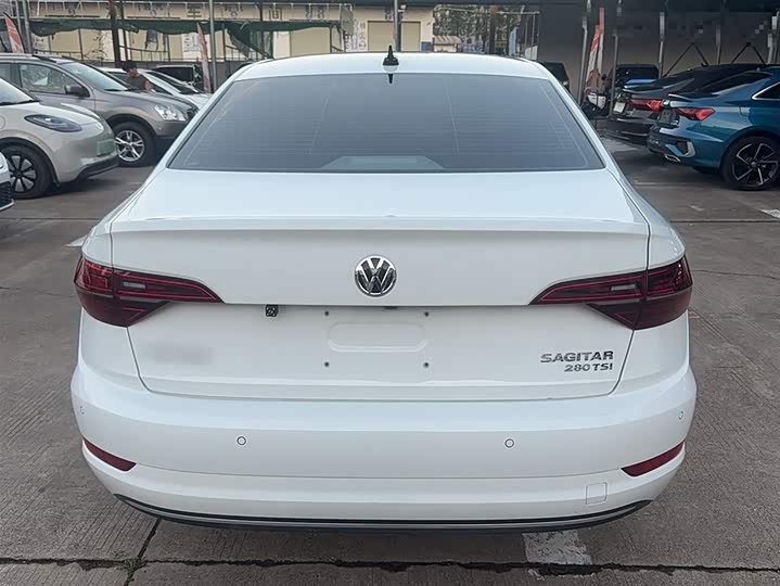Фото 5 - Volkswagen Sagitar L