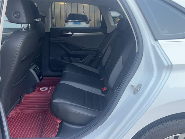 Фото 8 - Volkswagen Sagitar L