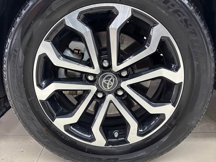 Фото 20 - Toyota Frontlander