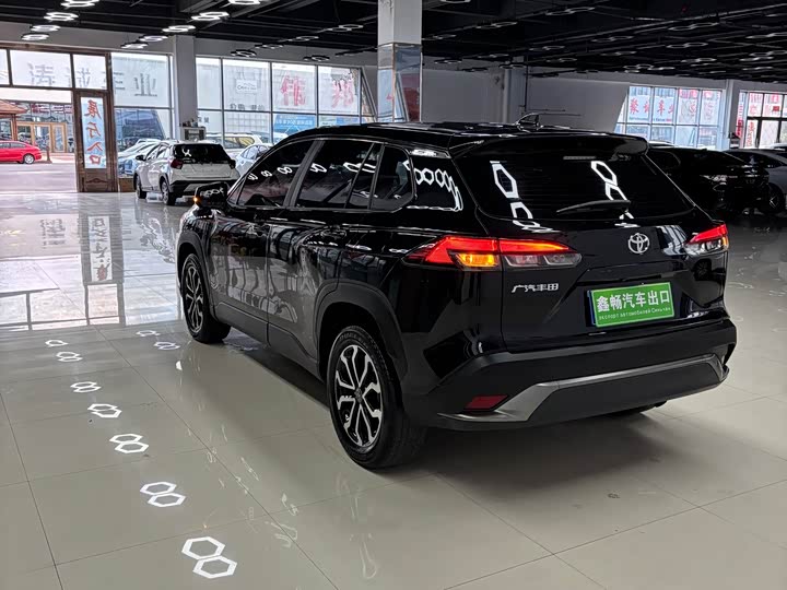 Фото 7 - Toyota Frontlander