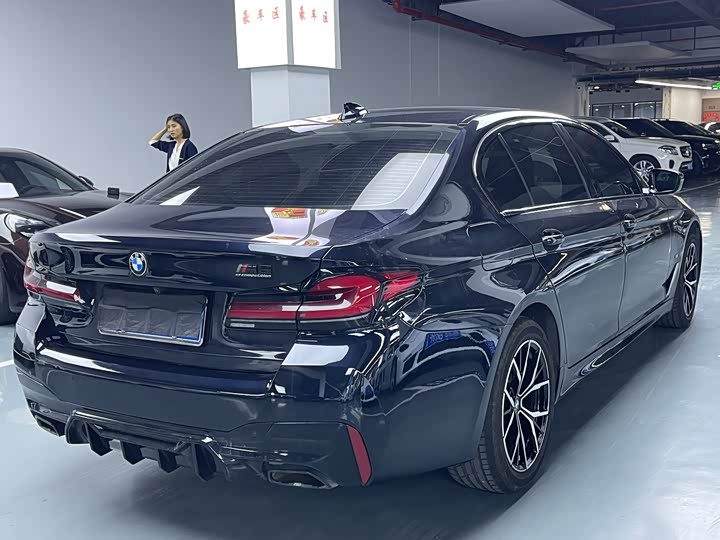 Фото 16 - BMW 5 Series