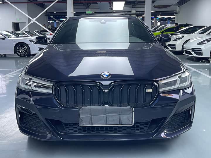 Фото 2 - BMW 5 Series