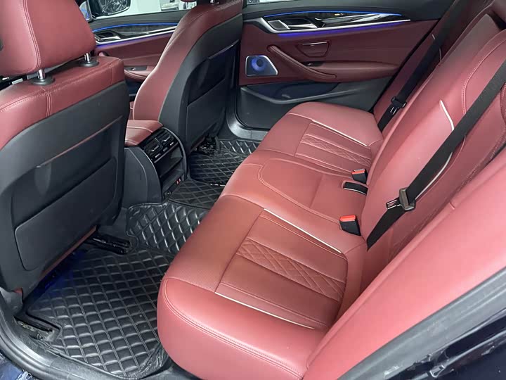 Фото 8 - BMW 5 Series