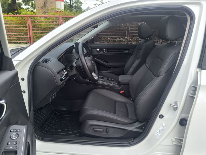 Фото 11 - Honda Civic