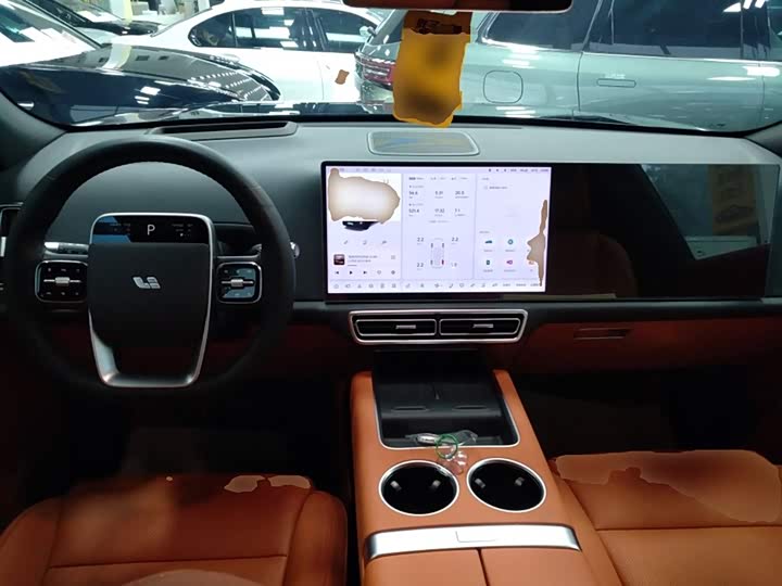 Фото 10 - LiXiang L7