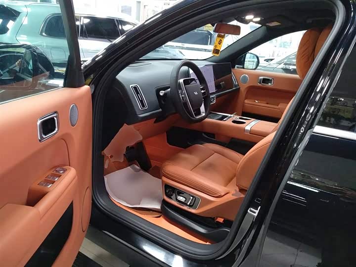 Фото 15 - LiXiang L7