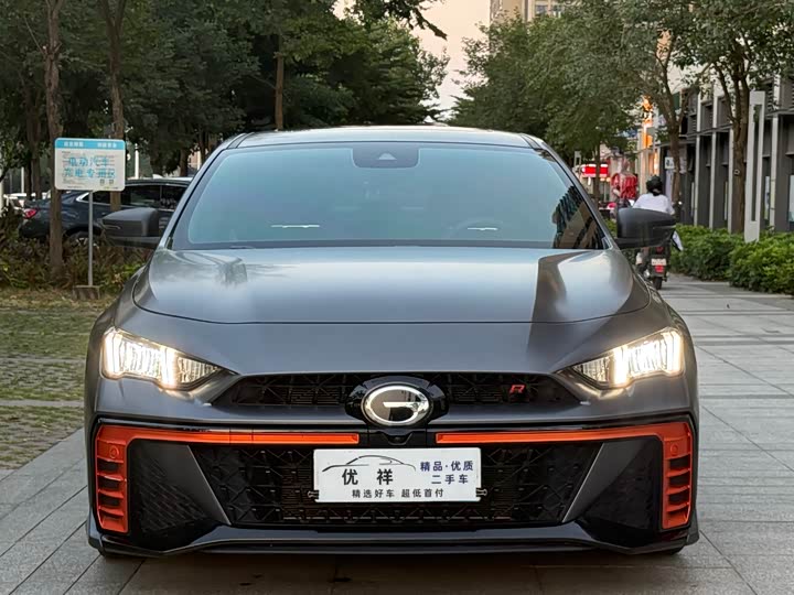 Фото 2 - GAC Trumpchi Empow R