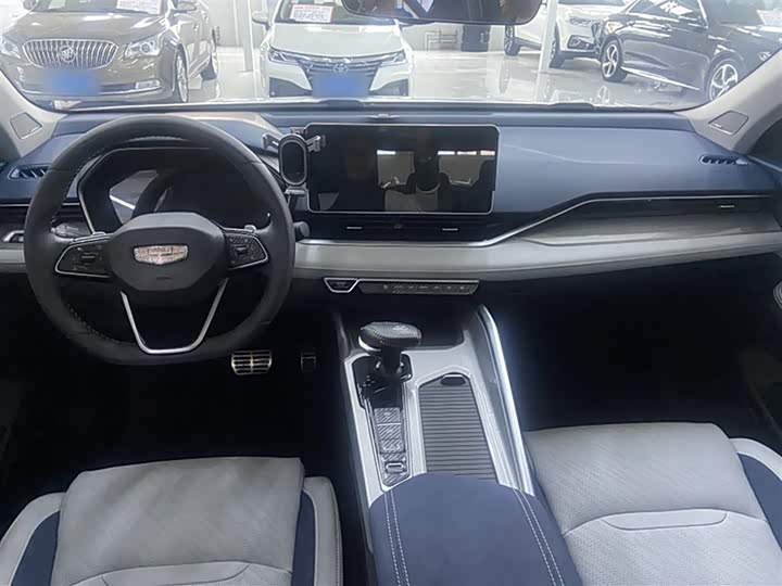 Фото 12 - Geely Preface