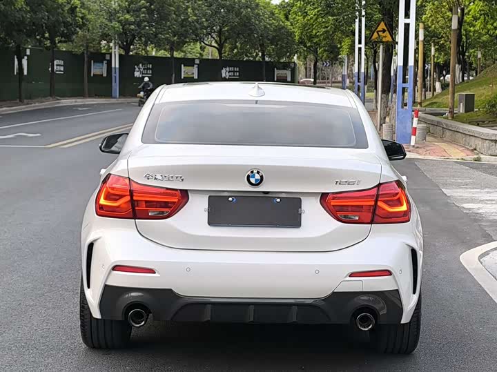 Фото 6 - BMW 1 Series