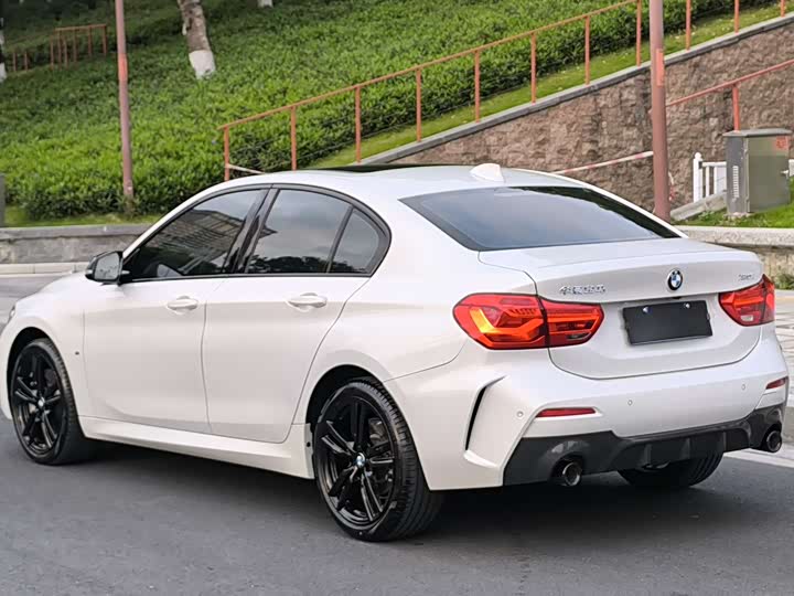 Фото 7 - BMW 1 Series