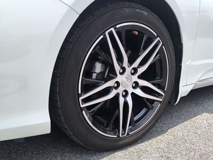 Фото 13 - Honda Inspire