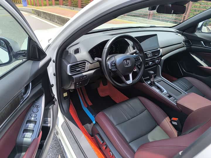 Фото 15 - Honda Inspire