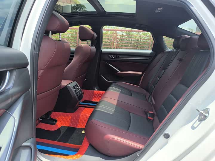 Фото 16 - Honda Inspire