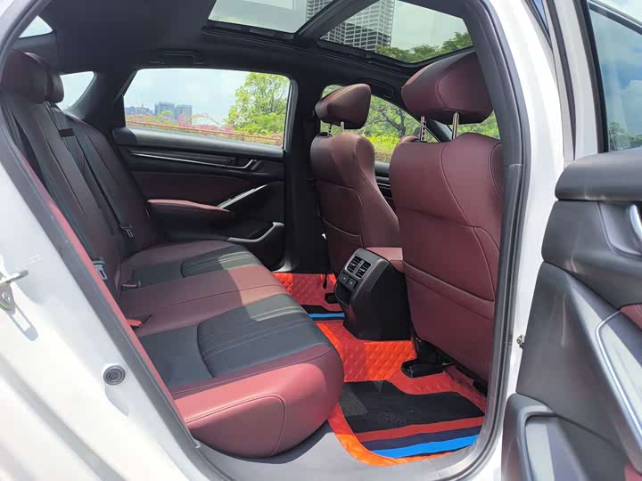 Фото 19 - Honda Inspire