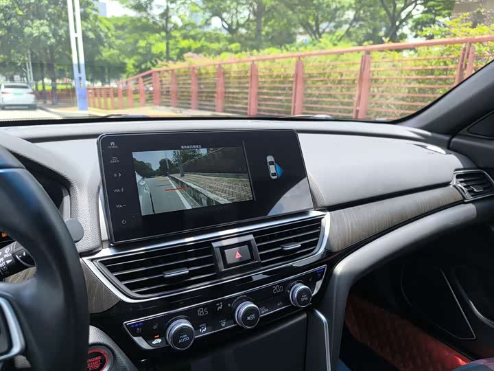 Фото 23 - Honda Inspire