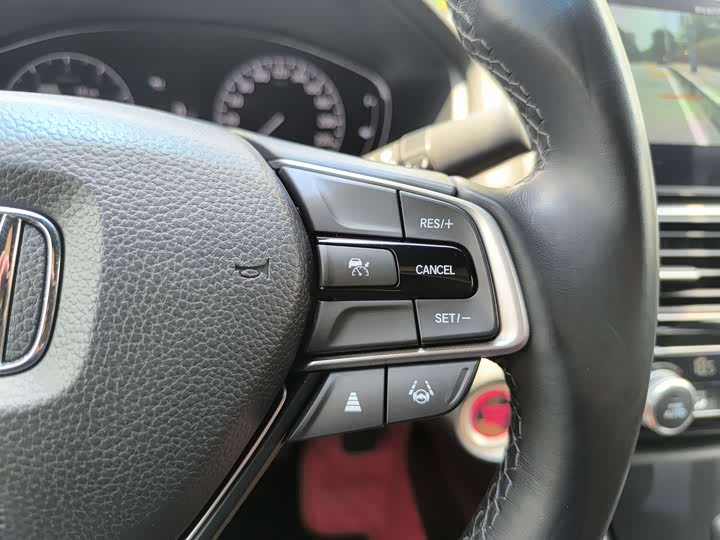 Фото 27 - Honda Inspire