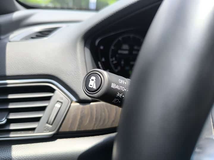 Фото 28 - Honda Inspire