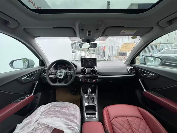 Фото 11 - Audi Q2L