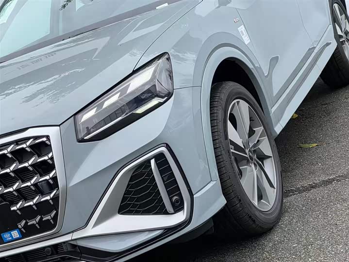 Фото 7 - Audi Q2L