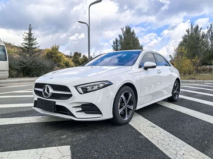 Фото 1 - Mercedes-Benz A-Class