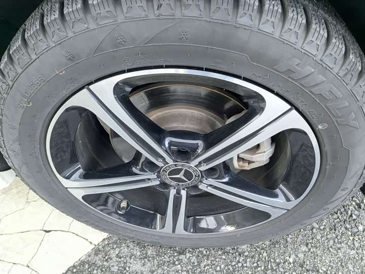 Фото 17 - Mercedes-Benz A-Class