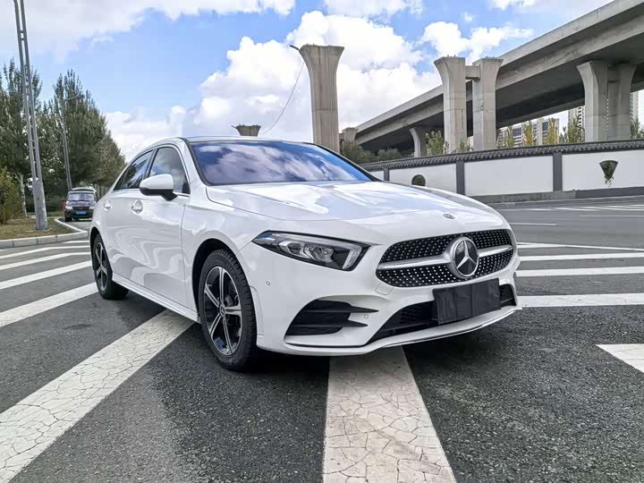 Фото 4 - Mercedes-Benz A-Class