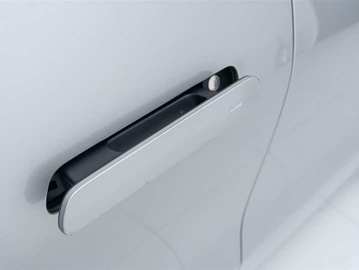 Фото 11 - LiXiang L9