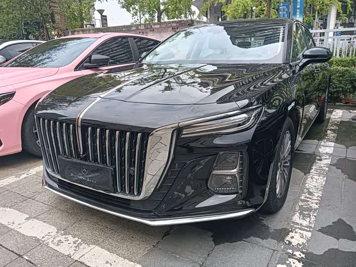 Фото 1 - Hongqi H5