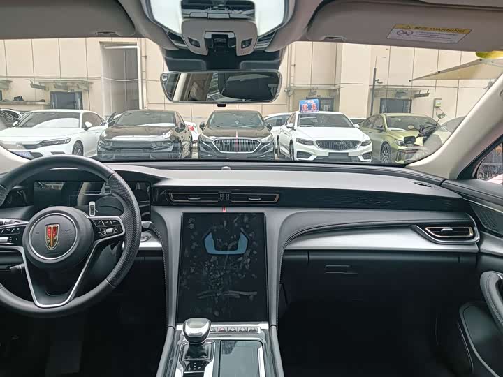 Фото 7 - Hongqi H5