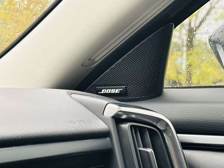 Фото 11 - Mazda CX-50