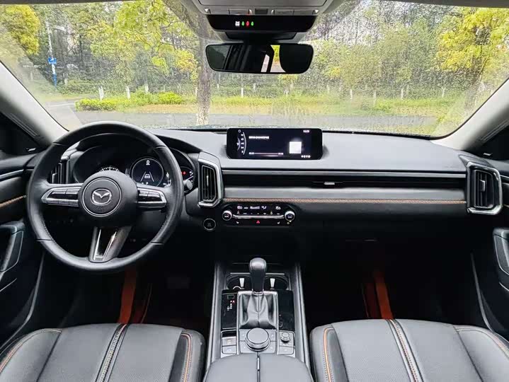 Фото 17 - Mazda CX-50