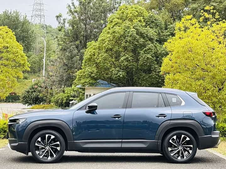 Фото 6 - Mazda CX-50