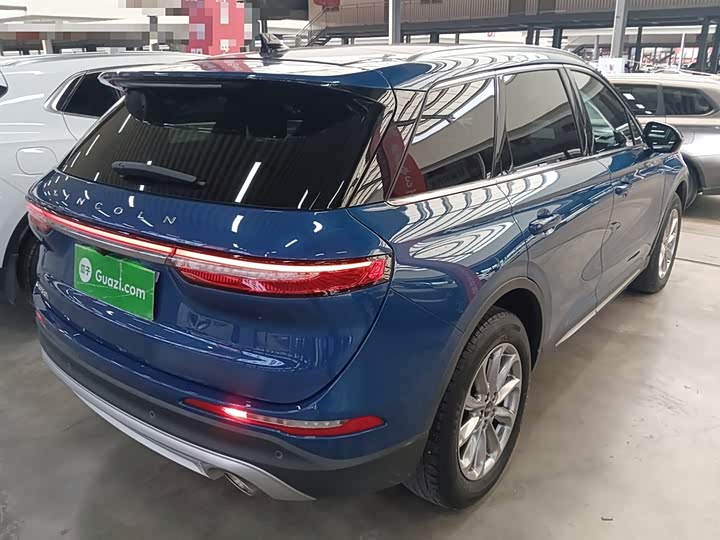 Фото 7 - Lincoln Corsair