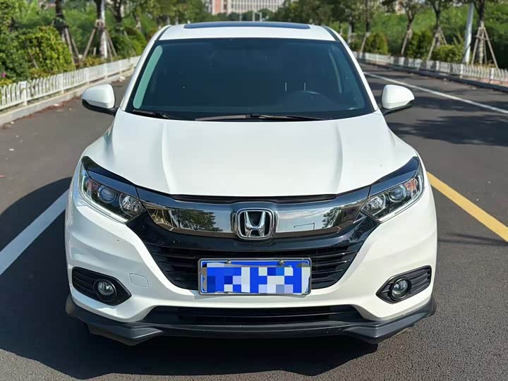 Фото 2 - Honda Vezel