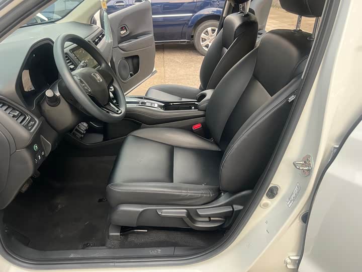 Фото 6 - Honda Vezel