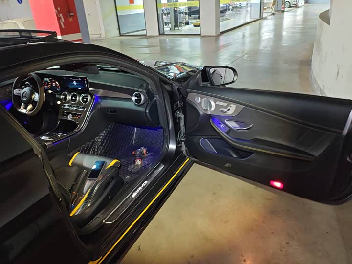 Фото 4 - Mercedes-Benz C-Class AMG