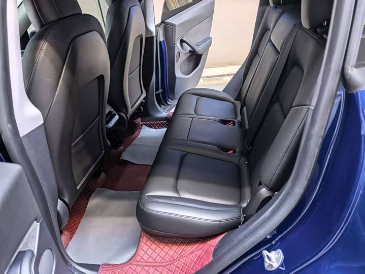 Фото 9 - Tesla Model Y