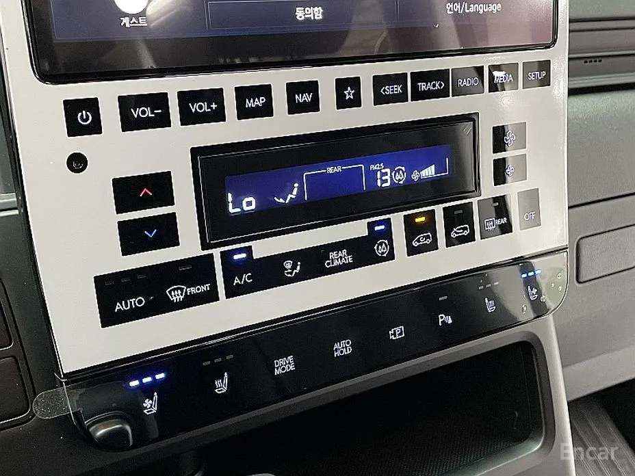 Фото 15 - Hyundai Staria