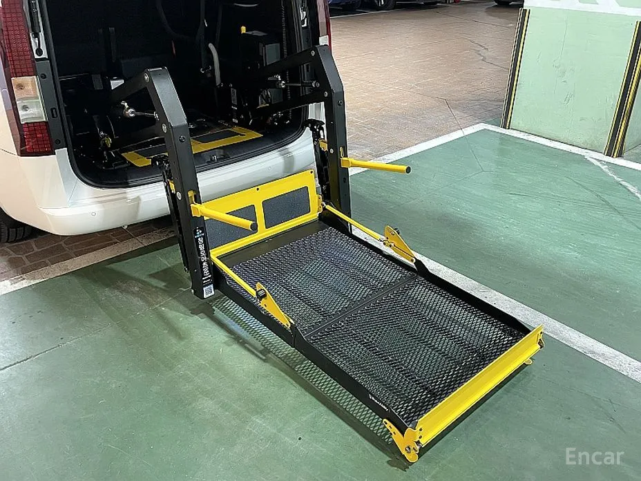 Фото 17 - Hyundai Staria