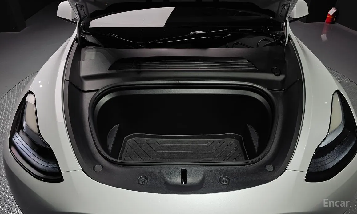 Фото 6 - Tesla Model Y