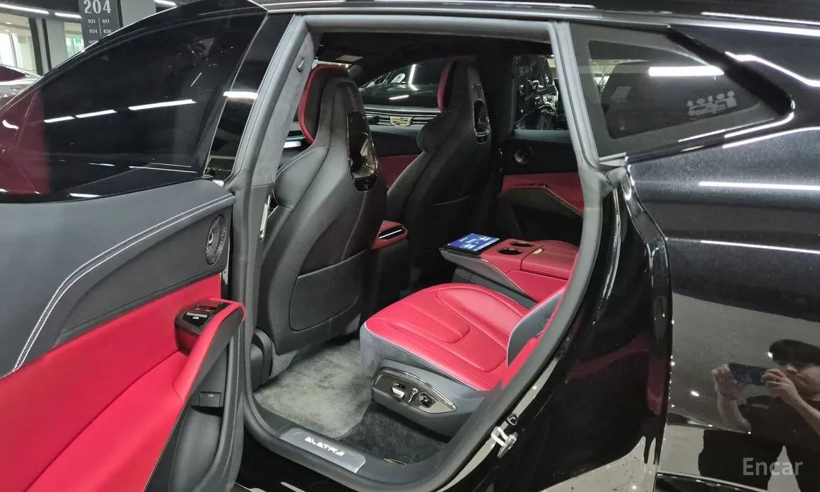 Фото 10 - Lotus Eletre