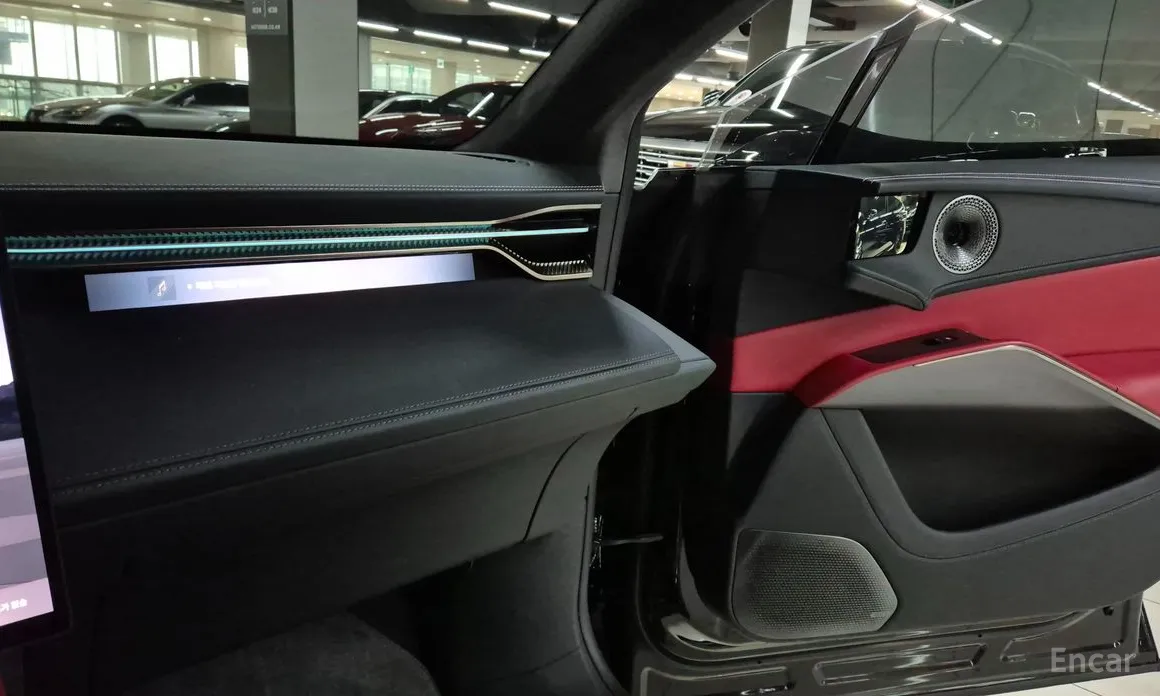 Фото 17 - Lotus Eletre